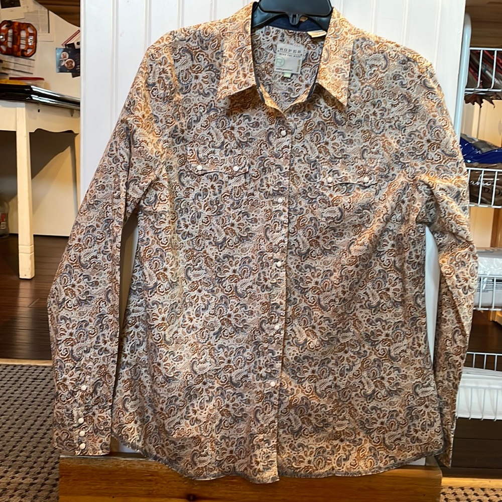 NWOT Woman’s ROPER WESTERN WEAR SHIRT